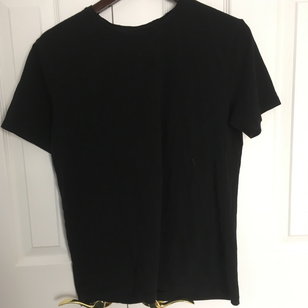 Stretchy fitted black t shirt